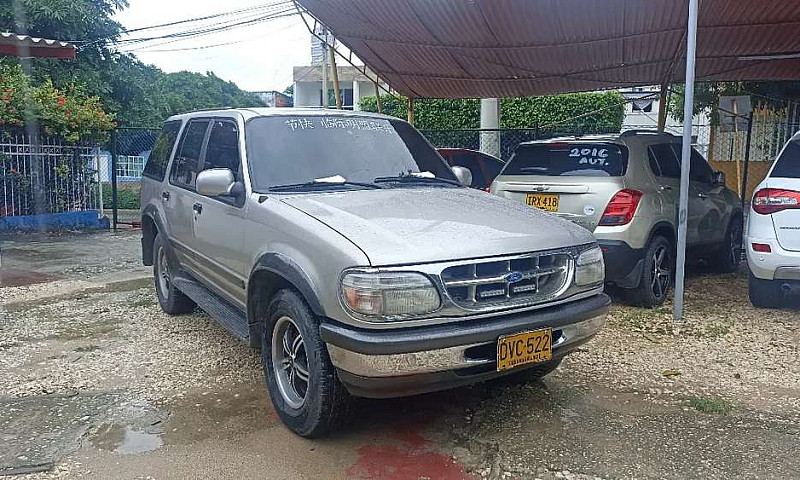 Ford Explorer Full E...