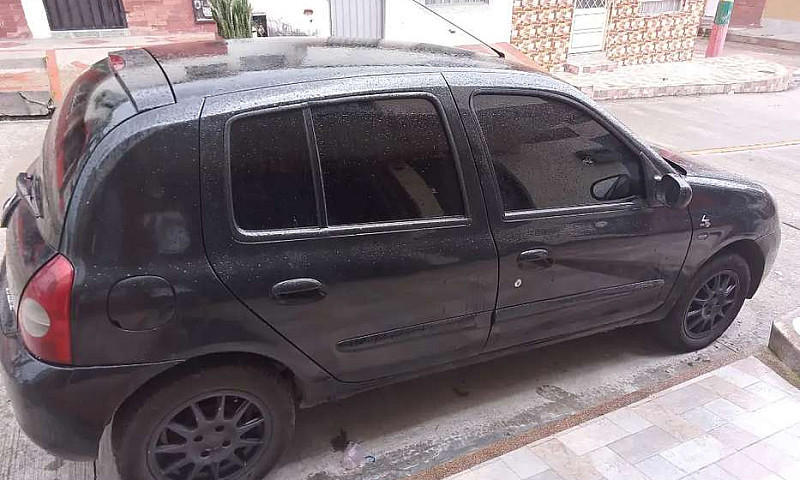 Vendo Renault Clio C...