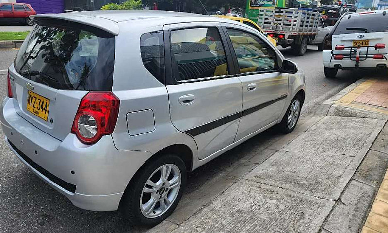 Chevrolet Aveo Emoci...