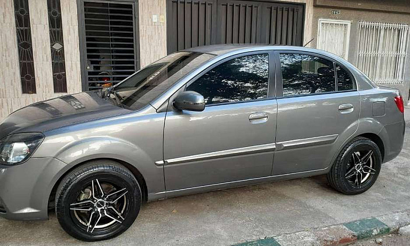 Kia Rio Xcite 2012 M...
