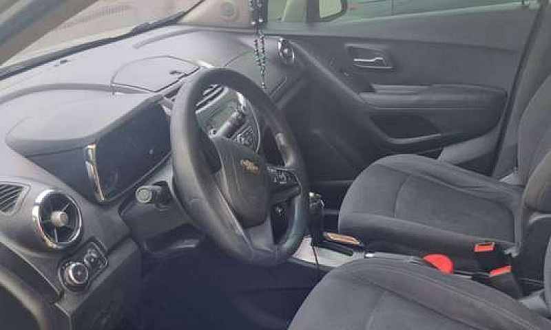Chevrolet Tracker...