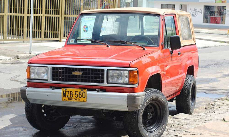 Chevrolet Trooper 19...