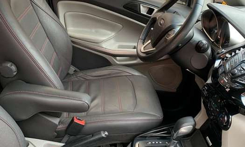 Ford Eco Sport Titan...