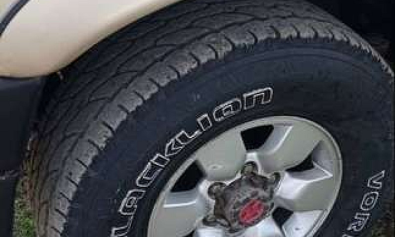 Toyota Hilux Ht 4X4 ...