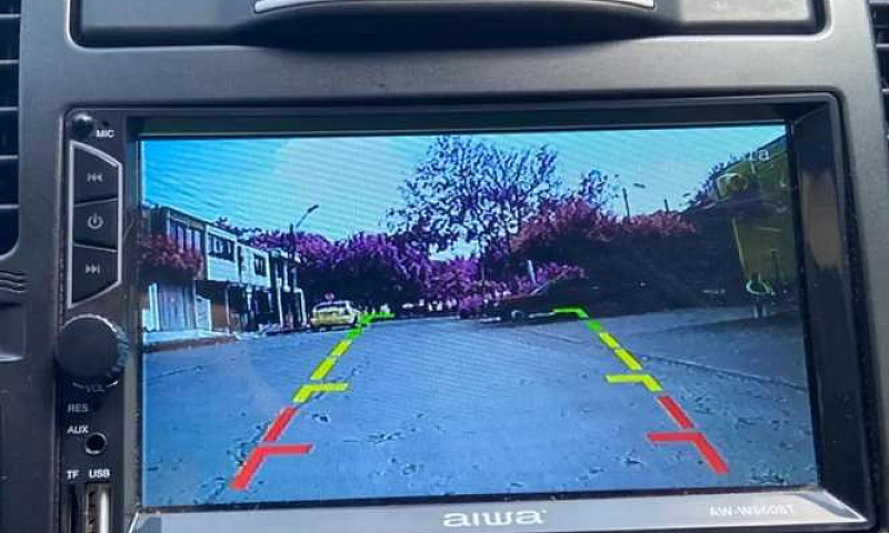 Nissan Tiida Sedán A...