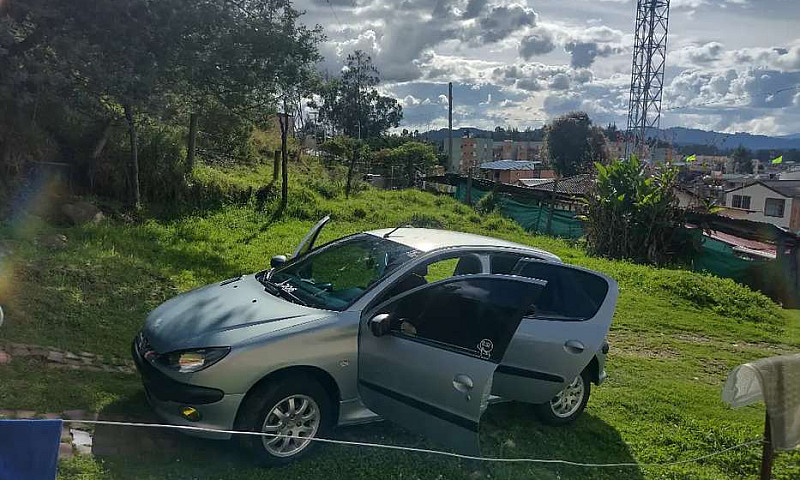 Vendo Peugeot...