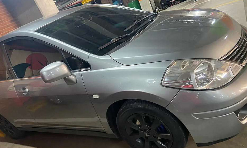 Vendo Hermoso Nissan...