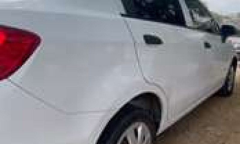 Nissan Tiida 2012 Pl...