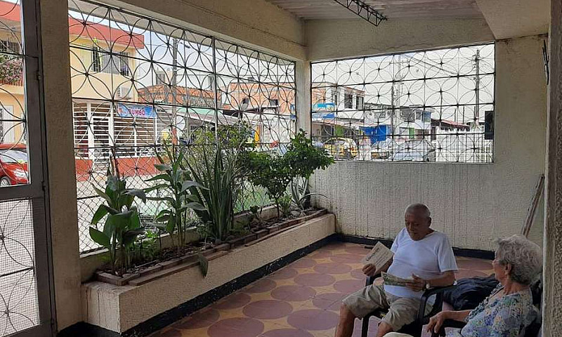Casa Sector Comercia...