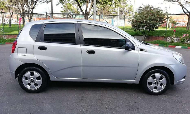 Chevrolet Aveo Emoti...