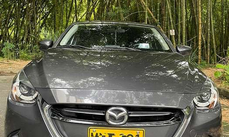 Vendo Mazda 2 Grand ...