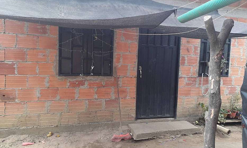 Vendo 2 Casa Lotes E...