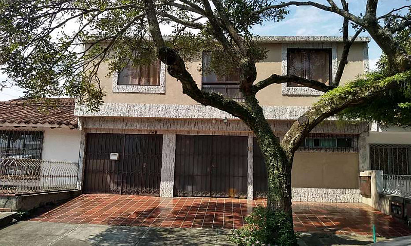Alquilo Habitaciones...