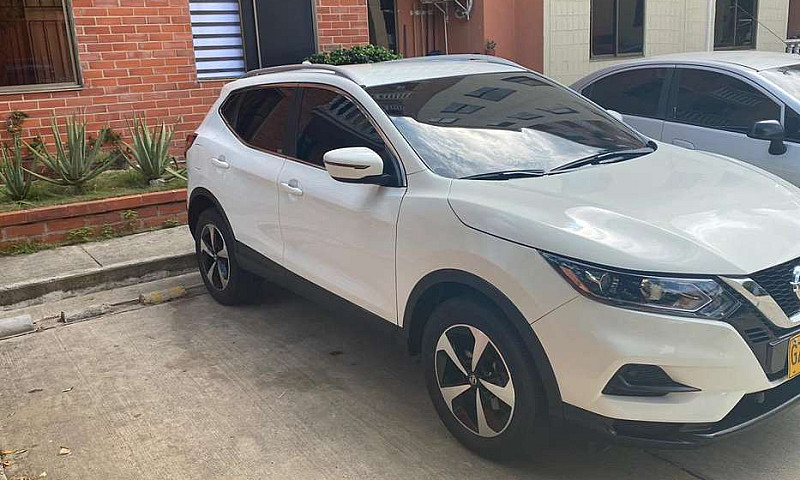 Vendo Nissan Qashqai...