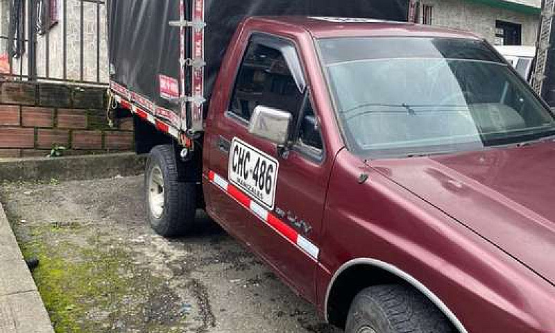 Luv 2300 4X4...