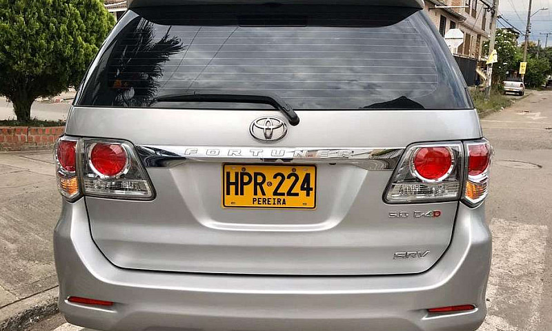 Toyota Fortuner Turb...