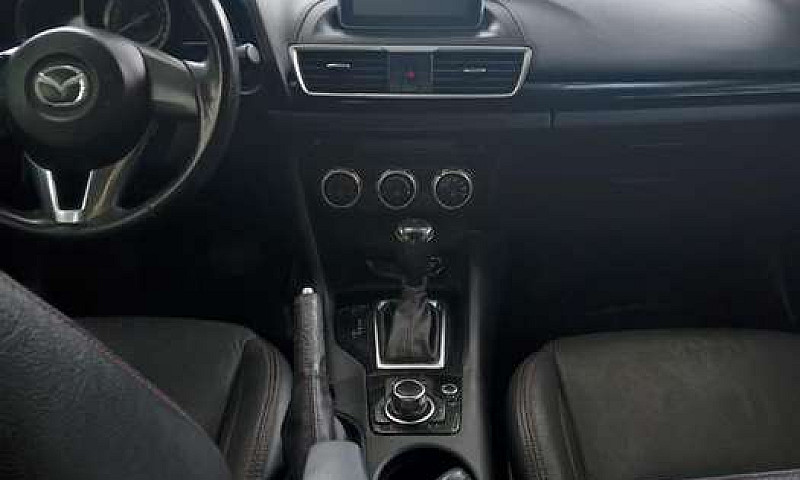 Mazda 3 Touring...