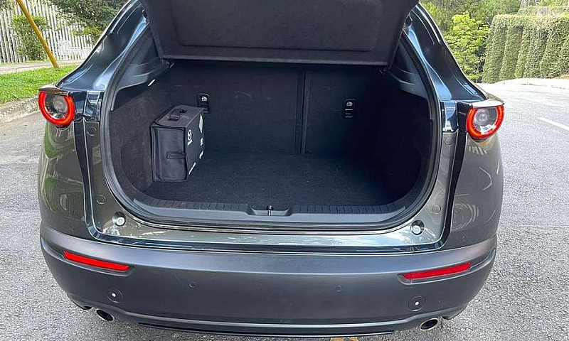 Mazda Cx-30...