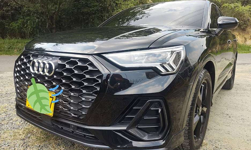 Audi Q3 Sport Back 2...