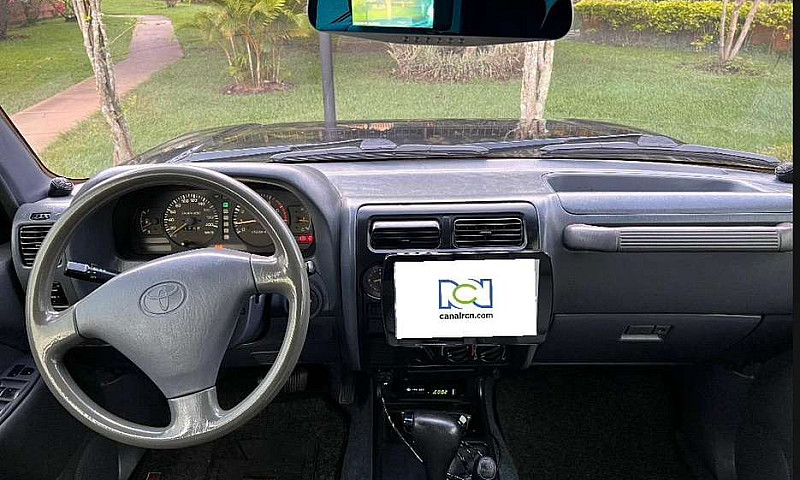 Toyota Land Cruiser ...