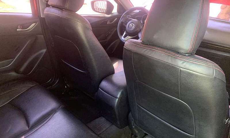 Mazda 3 Prime...