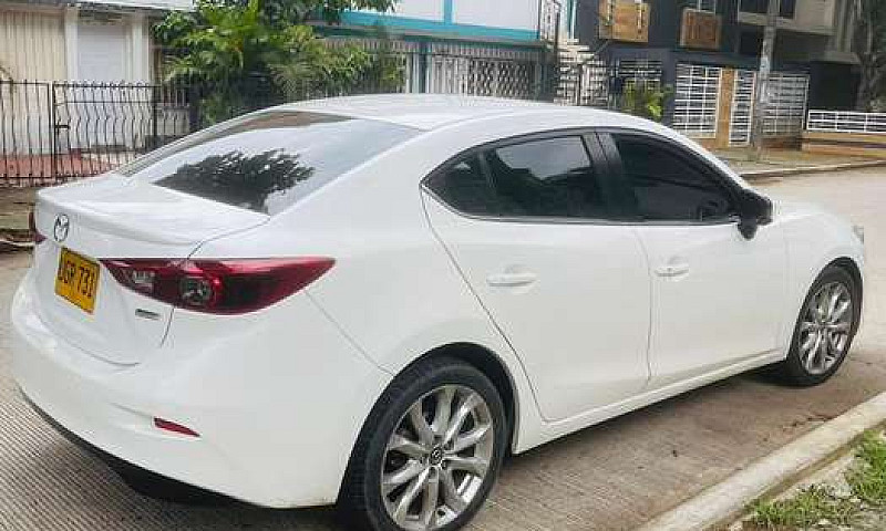 Mazda 3 Gran Turing...