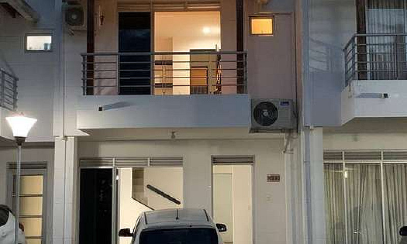 Arriendo Casa Villav...
