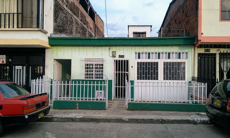 Se Vende Casa Grande...