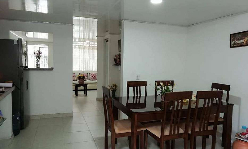 Casa Barrio Las Acac...
