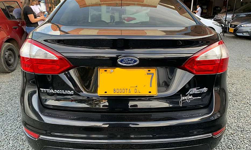 Ford Fiesta 2017 Exc...