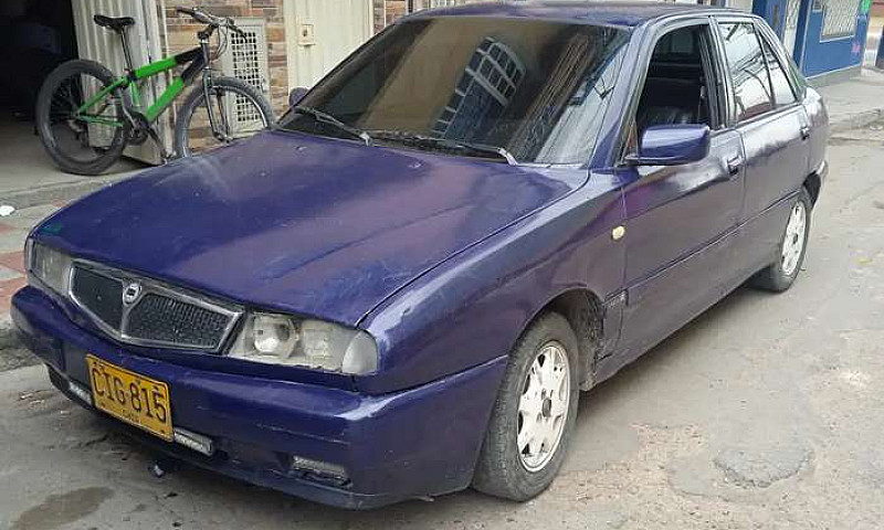 Lancia Delta 1.8...