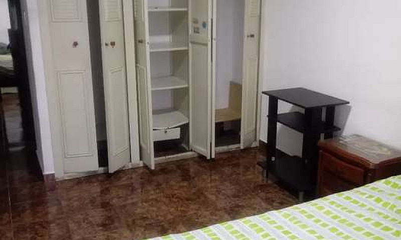 Cómoda Habitación En...