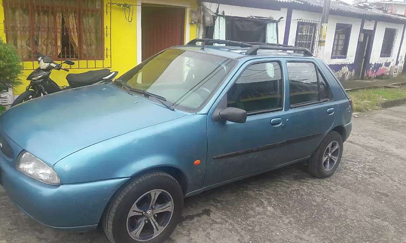 Vendo Ford Fiesta Mo...