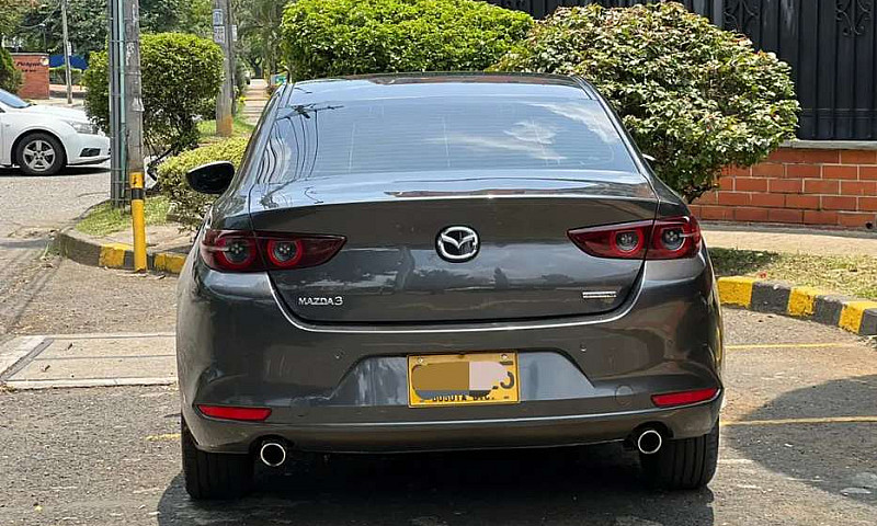 Mazda 3 Grand Tourin...