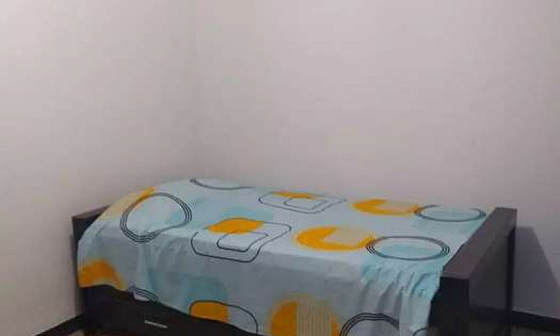 Alquilo Habitaciones...
