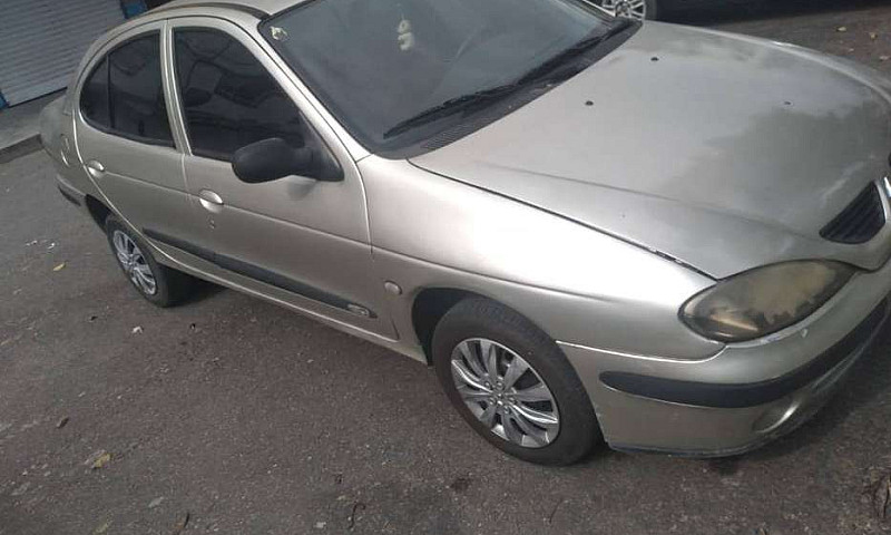 Vendo Carro Megane...
