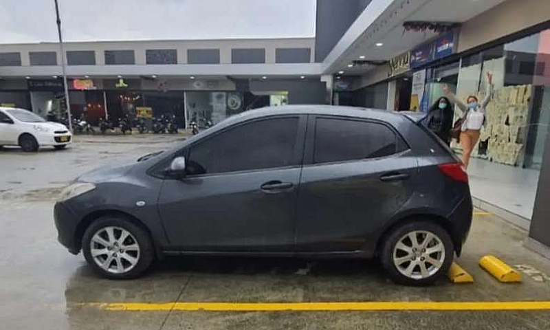 Se Vende Mazda 2 Exc...