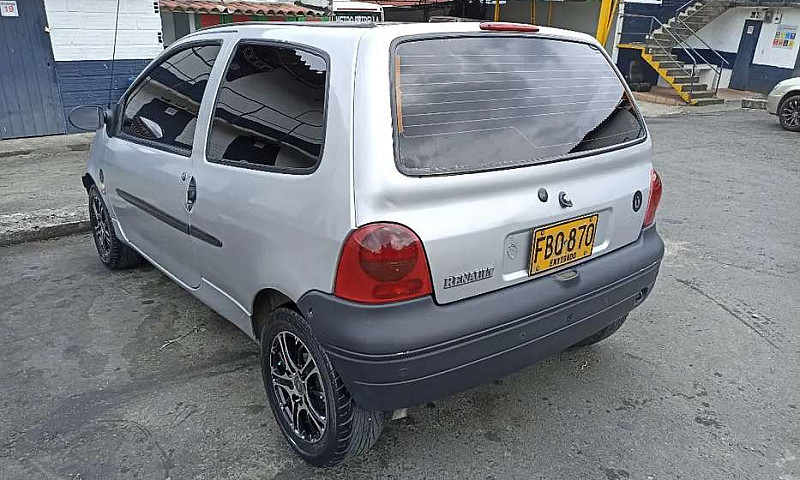 Hermoso Twingo...