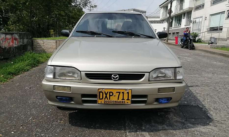 Mazda Hs 2000...