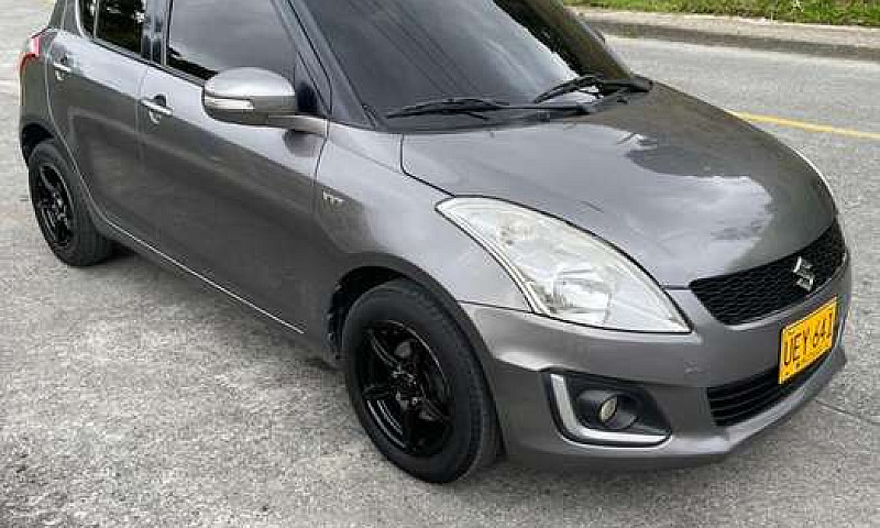 Vendo Suzuki Swift M...