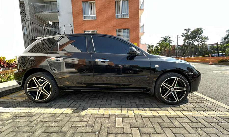 Mazda 3 Modelo 2011...
