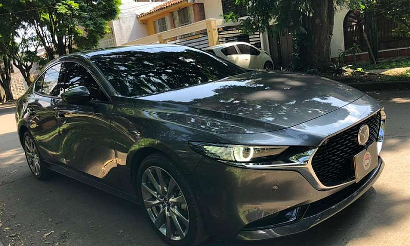 Mazda 3 Grand Tourin...