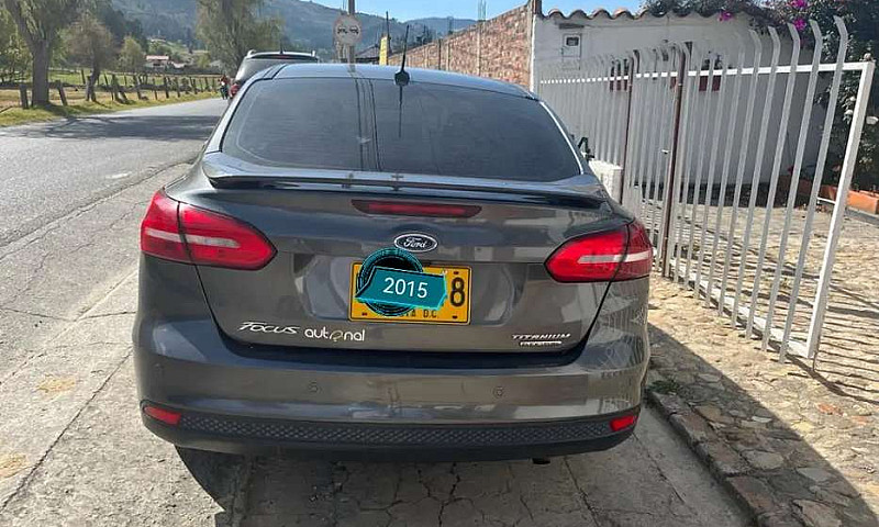 Vendo Ford Fusión...