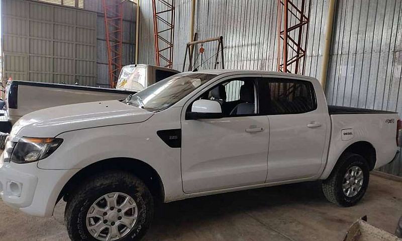 Ford Ranger Xlt...