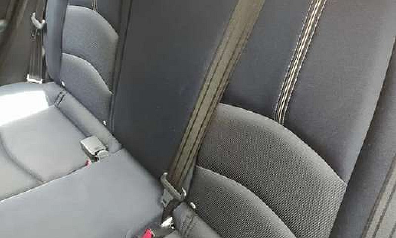 Mazda 2 Grand Tourin...