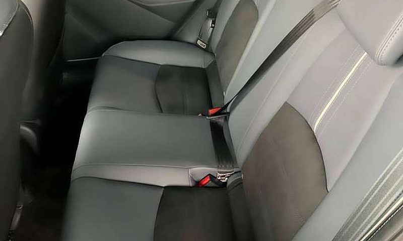 Mazda 2 Sport Grand ...
