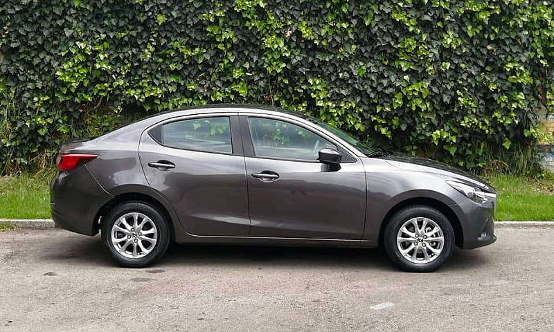 Mazda 2 Sedan Prime ...