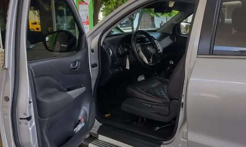 Vendo Camioneta Rena...