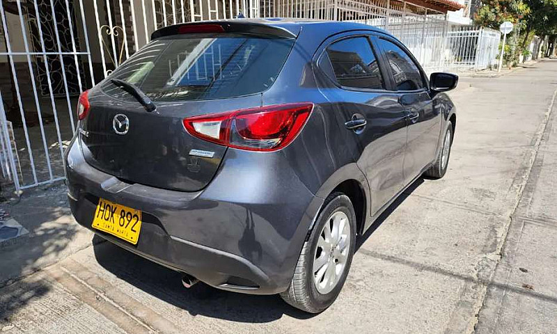 Mazda 2 2016 Touring...