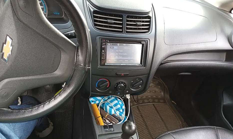 Vendo Chevrolet Sail...
